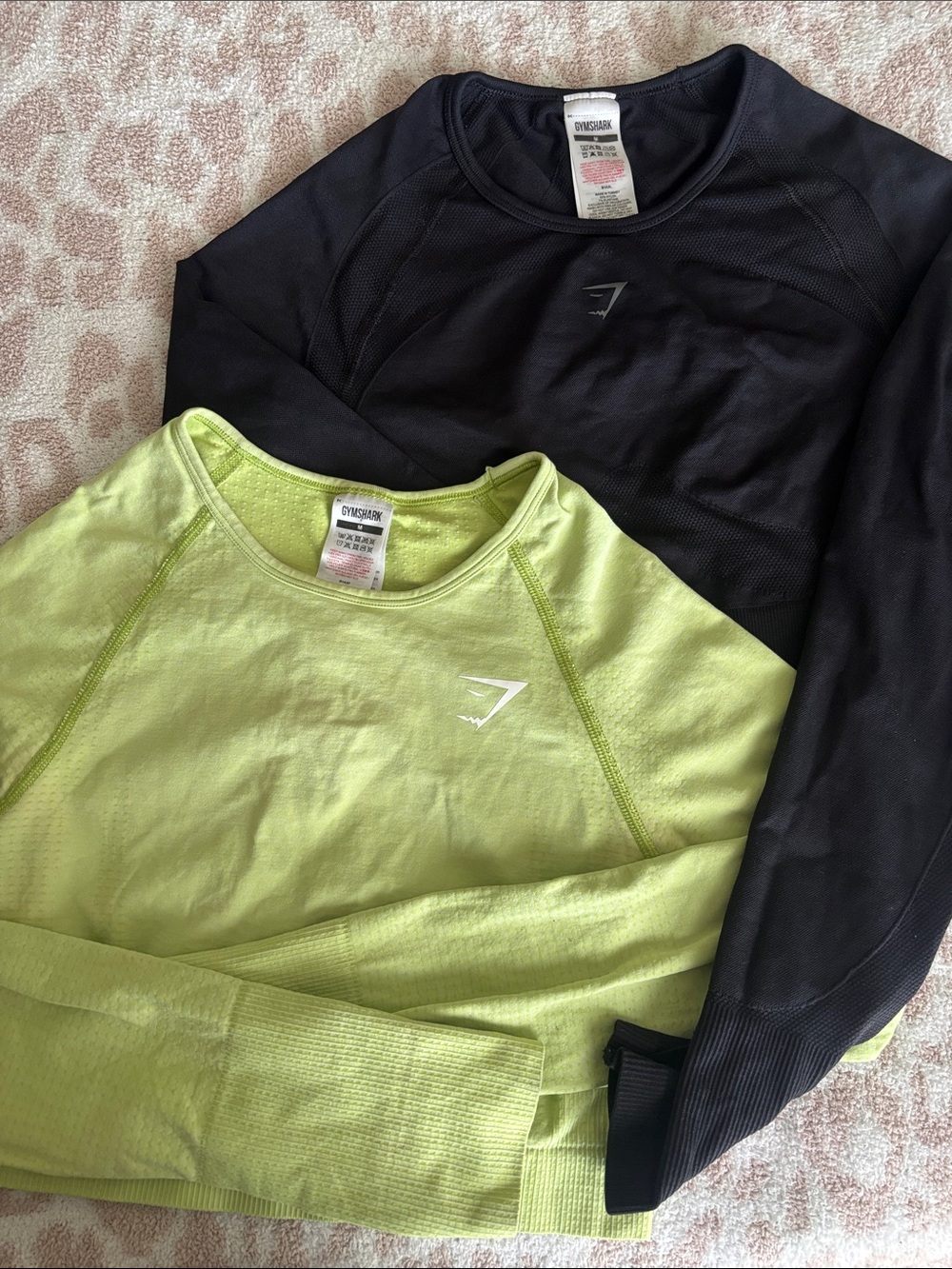 Gymshark Long Sleeve Tops - Black & Lime Green